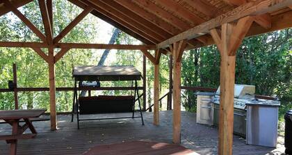 Kenai River Suites 2 bedroom 1 bathroom on the River