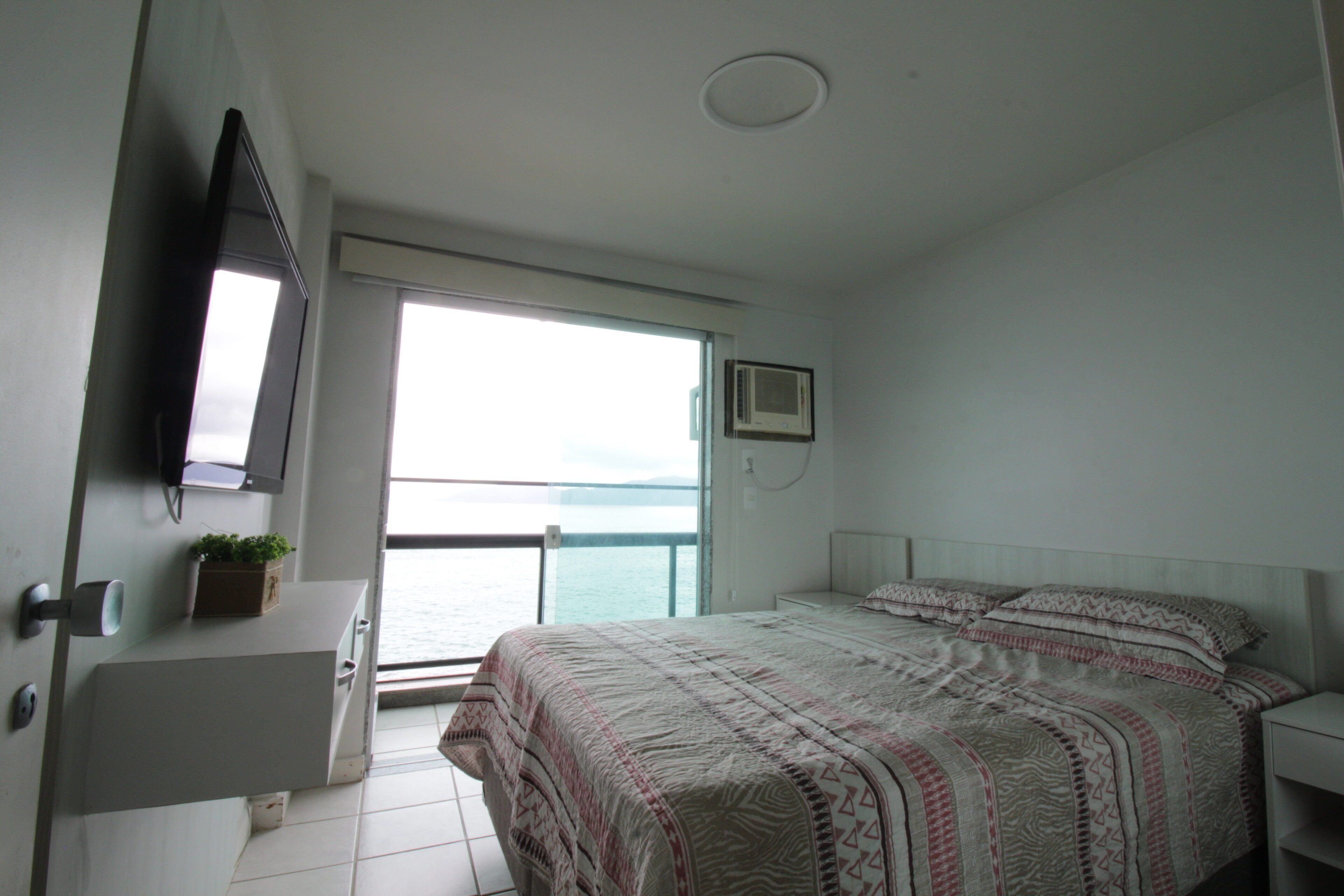 4 Schlafzimmer, Bügeleisen/Bügelbrett, WLAN, Bettwäsche