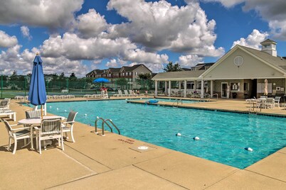 4 Mi to Beaches: Pet-Friendly Lewes Condo!