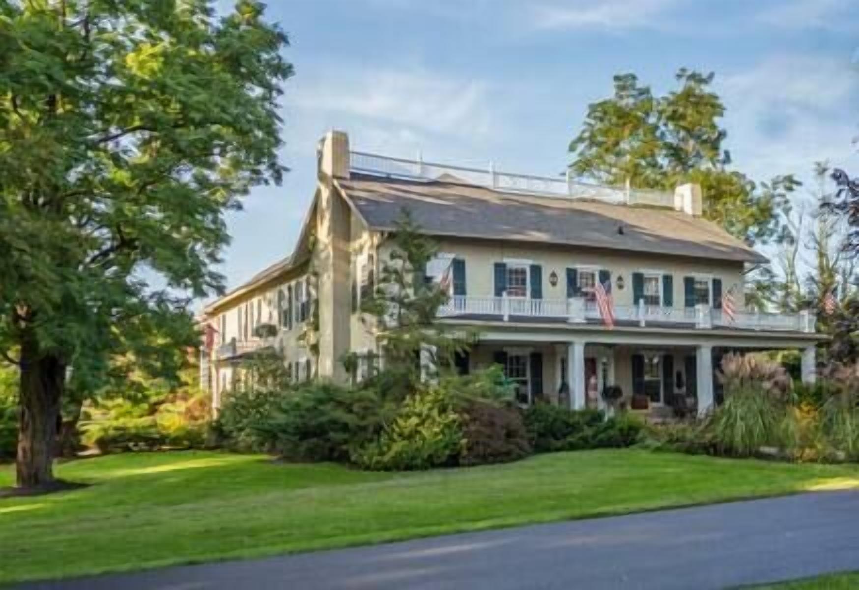 Jerris Country Estate - Seneca Suite