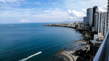 Departamento de lujo | Vista a la playa o el mar