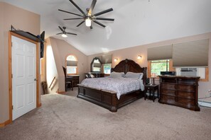 4 soverom, wi-fi og sengetøy