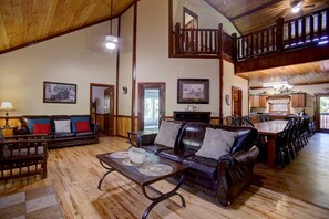 TV connectée, cheminée