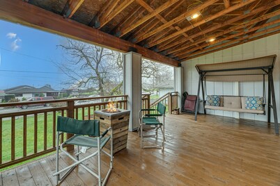 Family-Friendly Winston Vacation Rental w/ Deck!