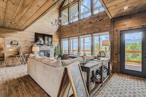 Smart-TV, Kamin, Videospiele