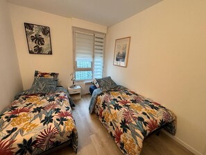 2 bedrooms, desk, iron/ironing board, free WiFi