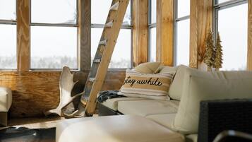 Smart TV, ping pong, books