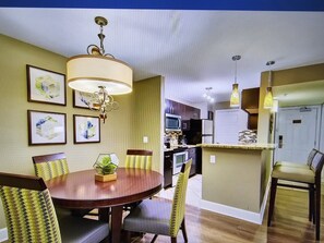 Dining - Escape to Luxury at Desert Club Resort - Next to the Las Vegas Sphere! (Las Vegas)