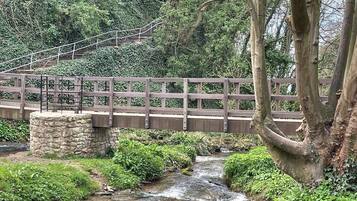Enceinte de lâhĂ©bergement