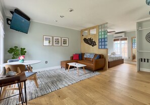 Smart TV - Private Detached Guest House Close to Historic Charleston (Charleston)