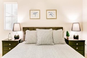 2 bedrooms - Recharge in the Spa at a Westwood Hideaway G06 (Los Angeles)