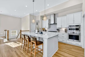 Fridge, microwave, oven, stovetop - Lakefront Luxury - NEW 6BR, Lake Anna, Dock, Games (Mineral)