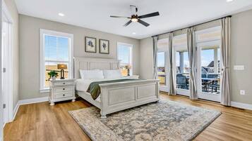 6 bedrooms, desk, iron/ironing board, travel cot