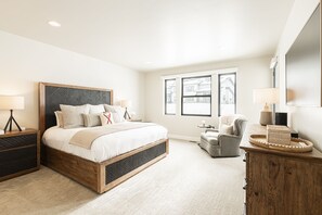 3 Schlafzimmer, Bügeleisen/Bügelbrett, WLAN, Bettwäsche