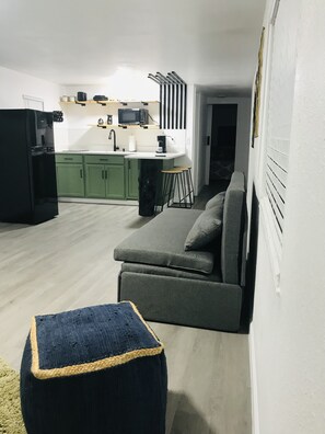 Interior - Very quiet location.everything new.The beaches of Hudson Hernando are very close (Hudson)