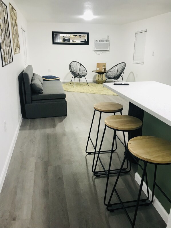 Interior - Very quiet location.everything new.The beaches of Hudson Hernando are very close (Hudson)