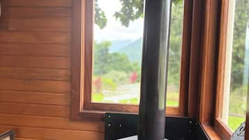 Romantic Chalet | Living area