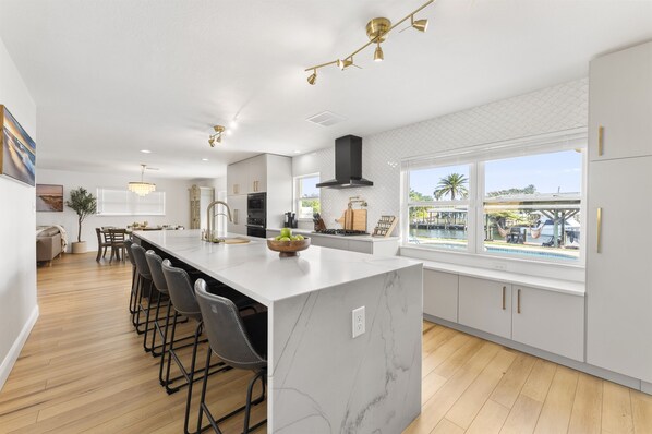 Fridge, microwave, oven, stovetop - Heated Pool/Spa-On Canal-Game Room-Bikes-Kayaks (Cocoa Beach)