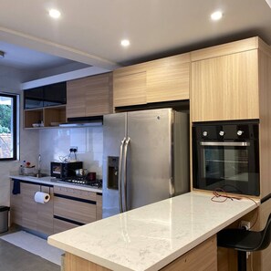 Private kitchen - Modern apartment in Westlands, Nairobi
(Nairobi)