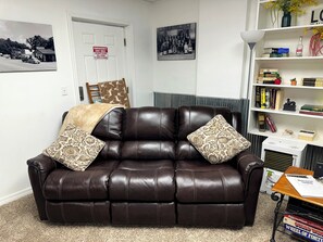 Älytelevisio, videopelejä, kirjoja