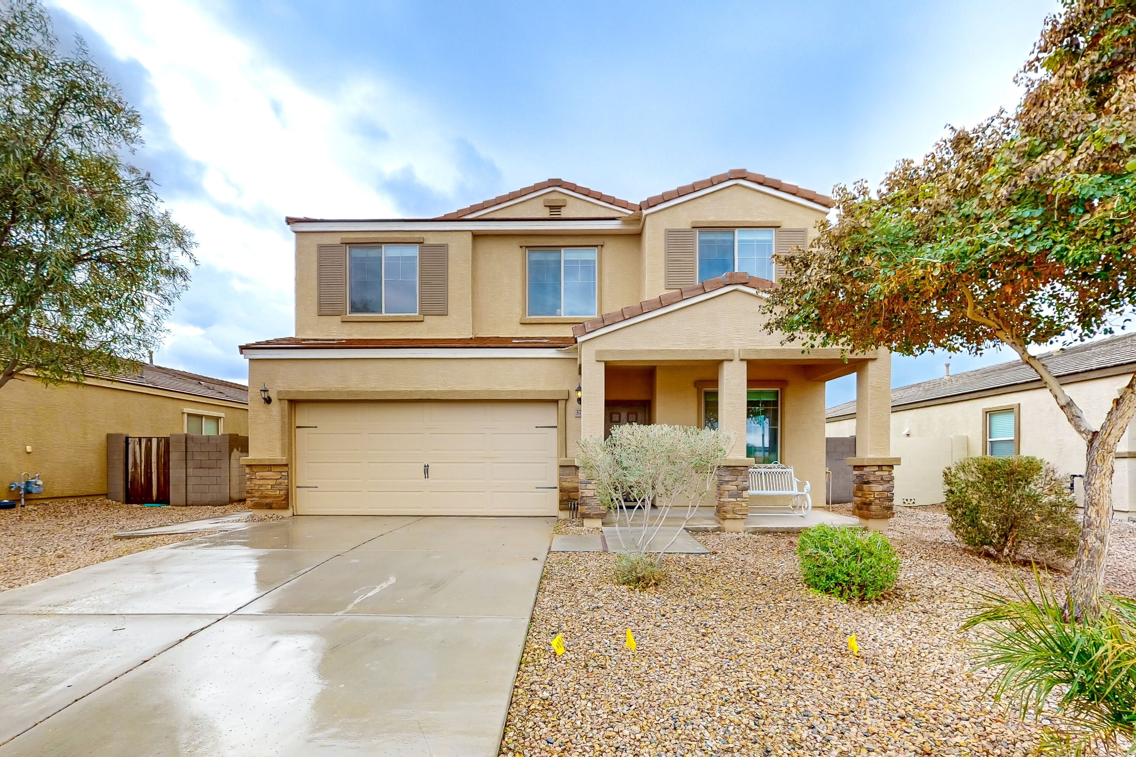 Sunlit & spacious home with patio & generous yard - near golf - dog-friendly