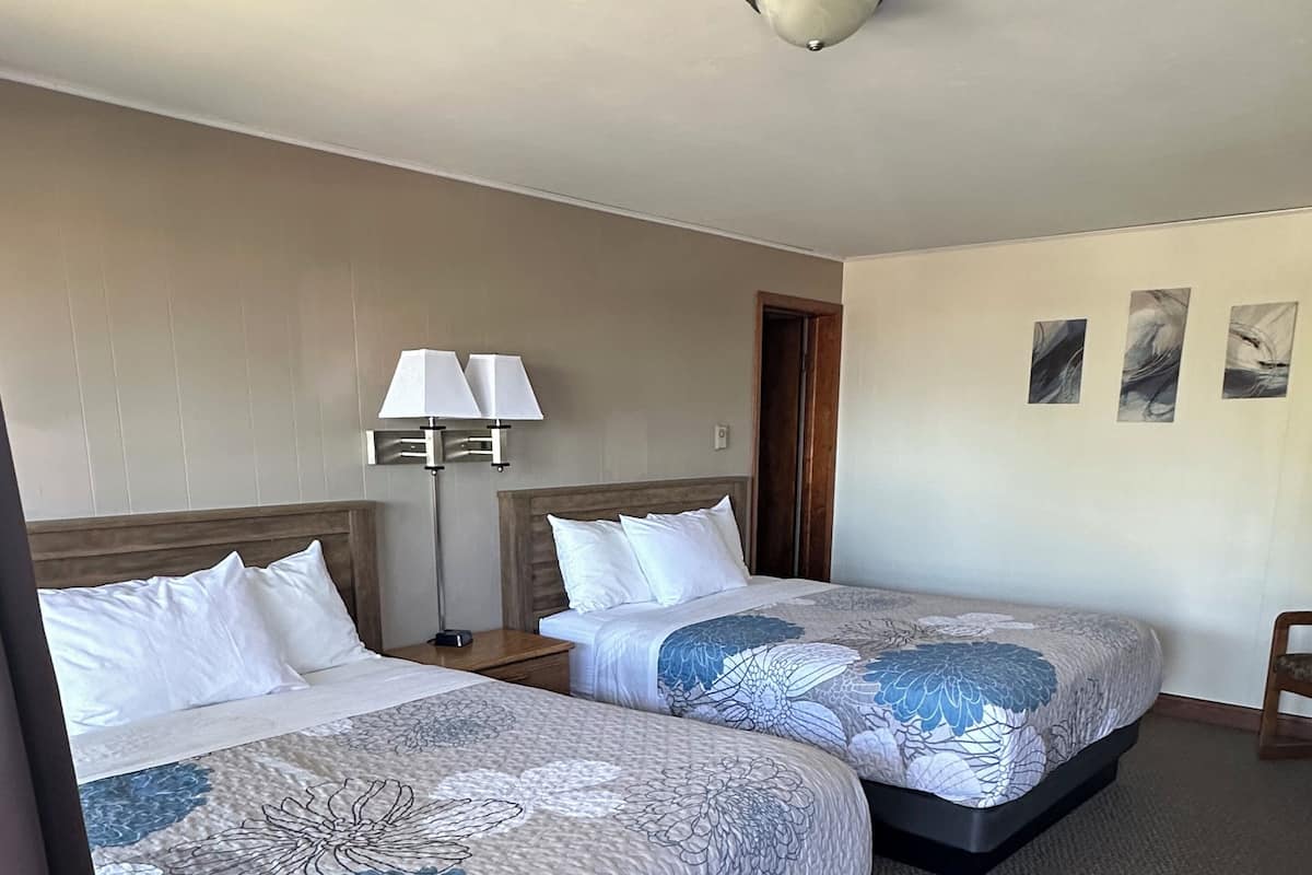 1 habitación, decoración personalizada y muebles diferentes
