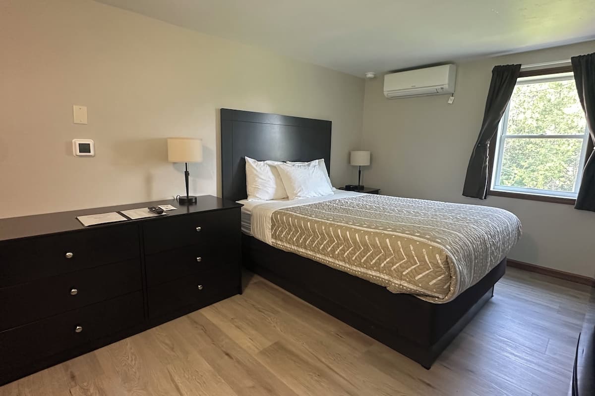 1 habitación, decoración personalizada y muebles diferentes