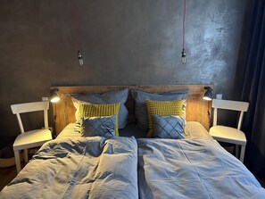 1 bedroom, WiFi, bed sheets - Designapartment 2 mit Terrasse.100 Meter Fußweg zur Schlosskirche und Marktplatz (Lutherstadt Wittenberg)