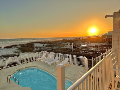 Gulf Shores Duplex Beachfront Pool -4bd 