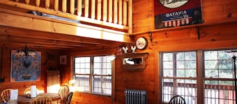 Cozy Amish built cabin in the heart of the Kickapoo Valley Reserve State Park.