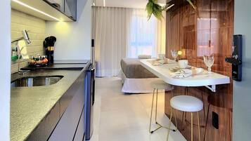 Departamento ejecutivo | Cocina privada | Frigobar