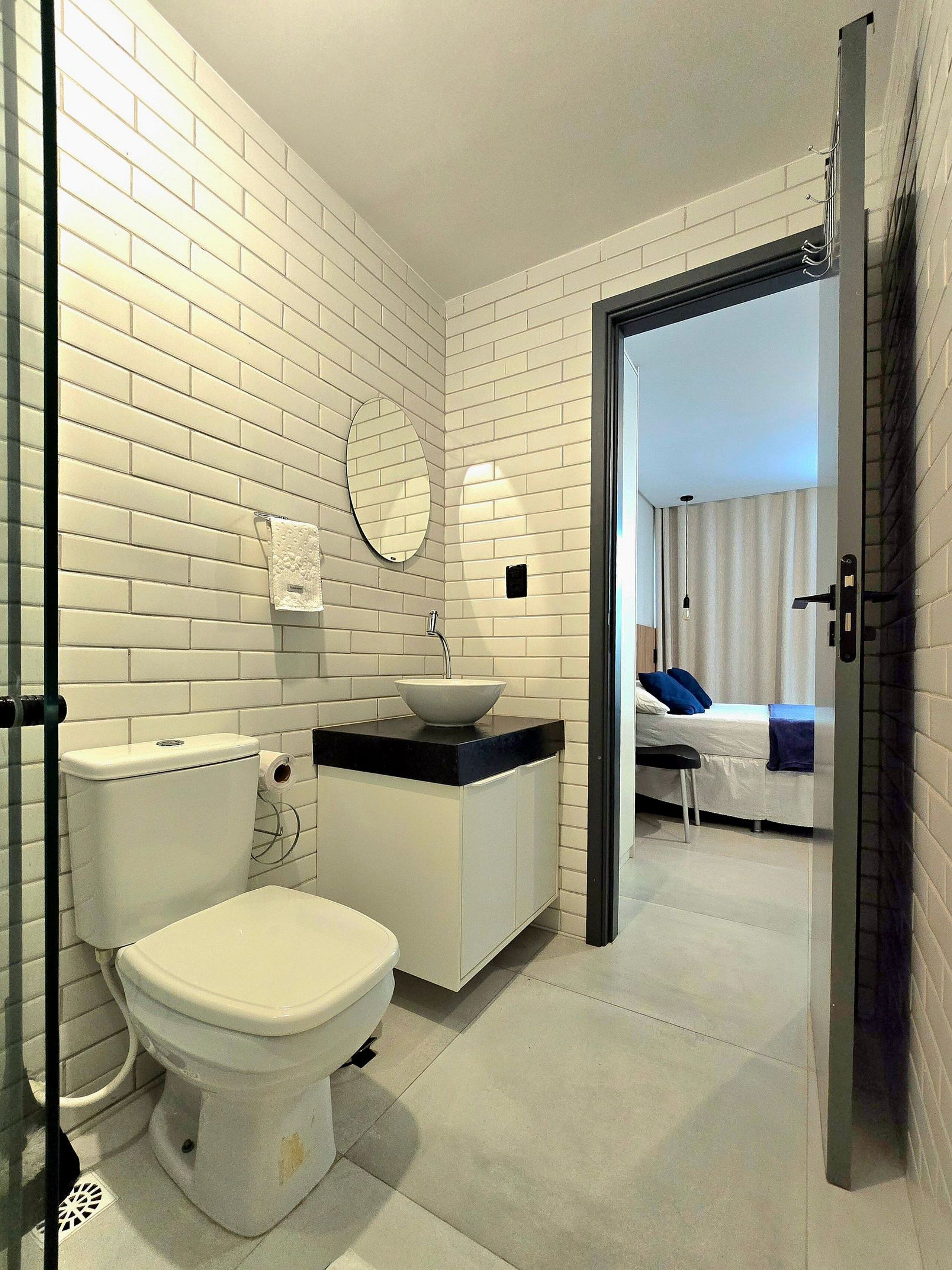 Studio | Bathroom