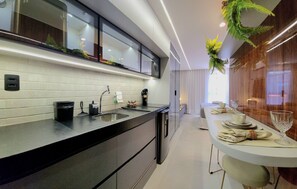 Executive Apartment | Private kitchen