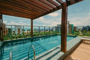 Business Studio | Pool | Outdoor pool - Summer Flat by Hosppedar (Cabedelo)