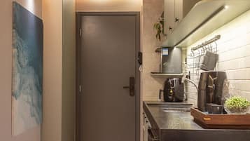 Basic Apartment | Private kitchen | Mini-fridge