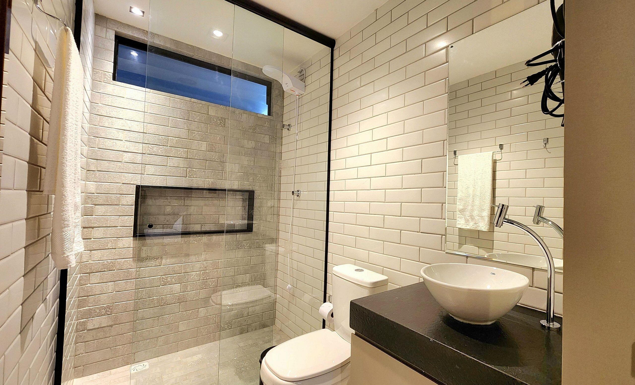 Premier Apartment | Bathroom