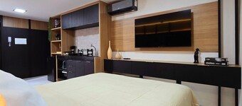 Summer Flat by Hosppedar