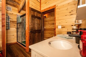 Shower, towels