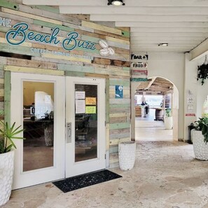 Lobby - Sapphire Views: Premier Beachfront at Building A (St. Thomas)