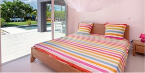 3 bedrooms, iron/ironing board, travel cot, free WiFi - Villa Jusqu'a 6 Personnes Avec Piscine Voiture, Vélos Électriques Kayak a Dispo (saint francois)