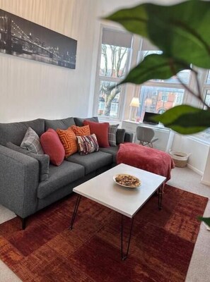 Una Smart TV, libros