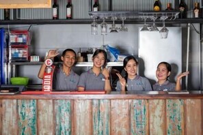 Bar (on property) - Pooltop Phnom Penh (Phnom Penh)