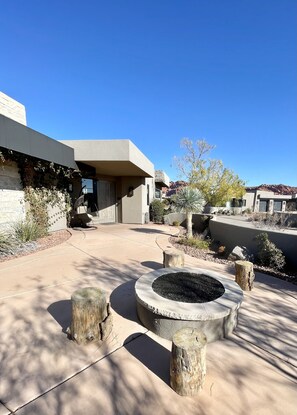 Terrace/patio - Snow Canyon Escape (Ivins)