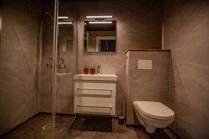 Deluxe Suite | Bathroom - Nordpå Hub (Holtalen)