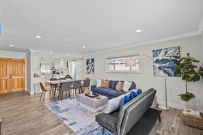 Smart TV, fireplace, ping pong