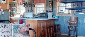 Country School Guest House, New Construction