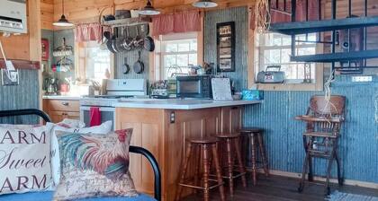 Country School Guest House, New Construction