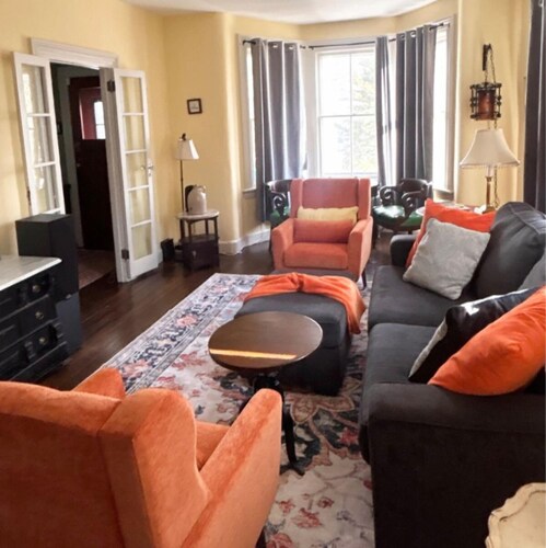 Berkshire House Stay: 5BR/5BA