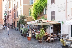 Ristorazione all'aperto