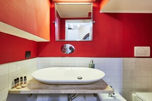 Shower, hair dryer, bidet, towels - iFlat | Marvellous home near Via del Corso (Roma)